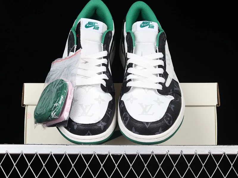 All categories Air Jordan Jordan series basketball shoes Air Jordan 1 Low Donkey brand x Travis Scott x Air Jordan 1 AJ1 Joe 1 lightning overhead low-top basketball shoes DM7866-553